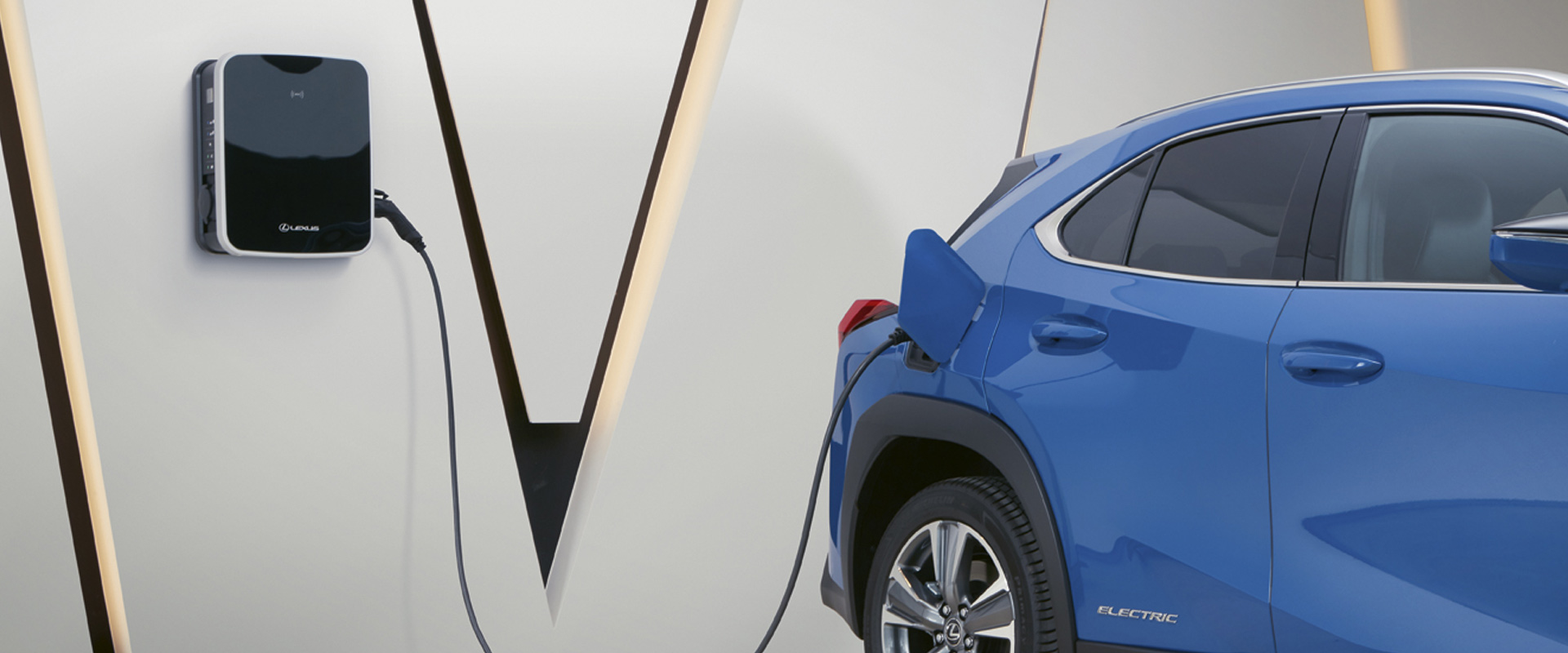 lexus ux 300e local info battery 2021