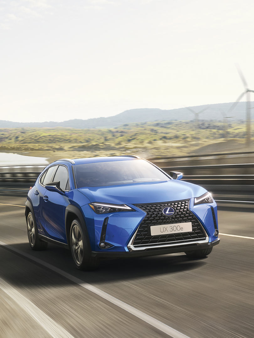 lexus ux 300e local info parallax 6 2021