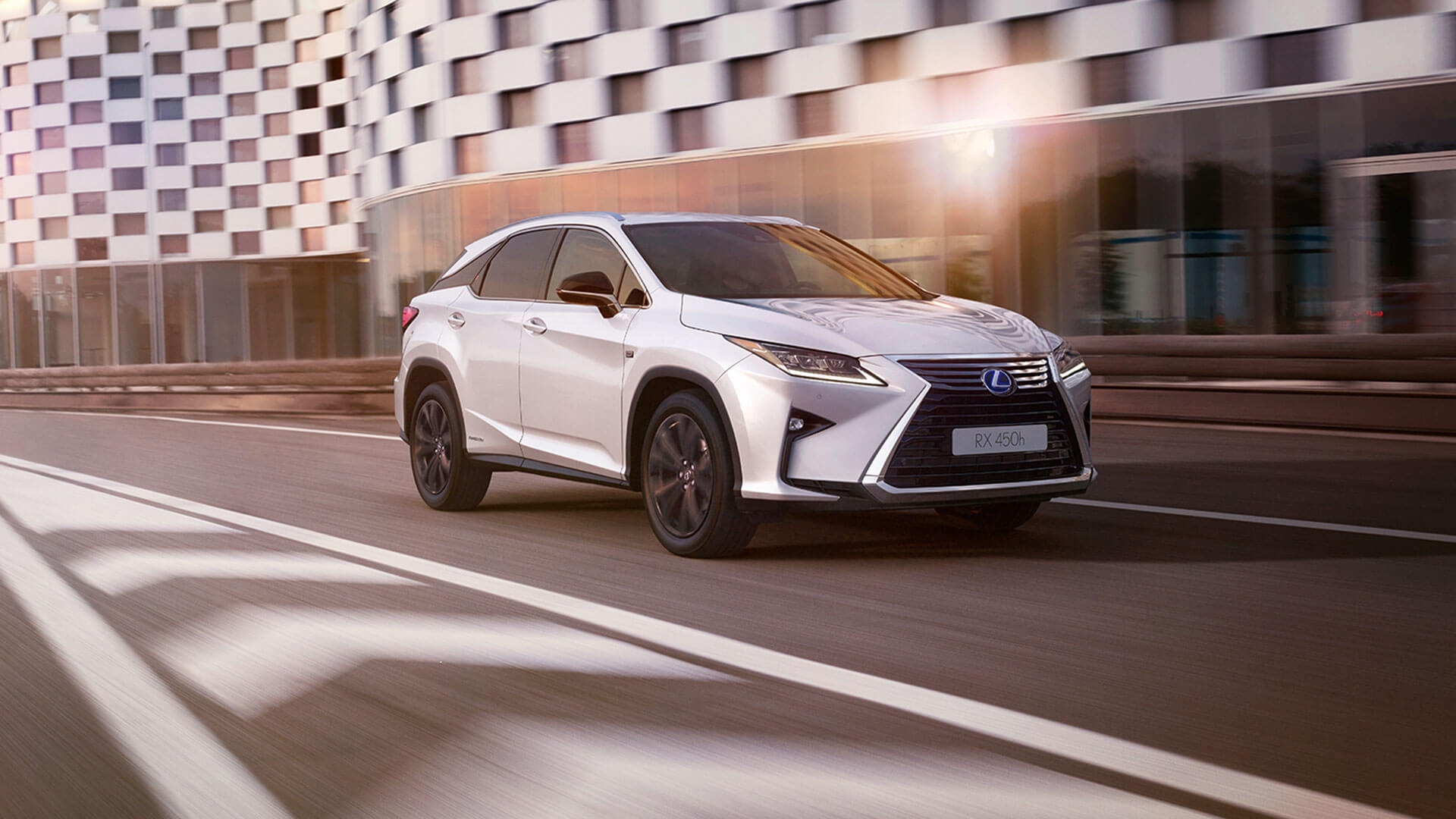 2018 lexus rx 450h hero