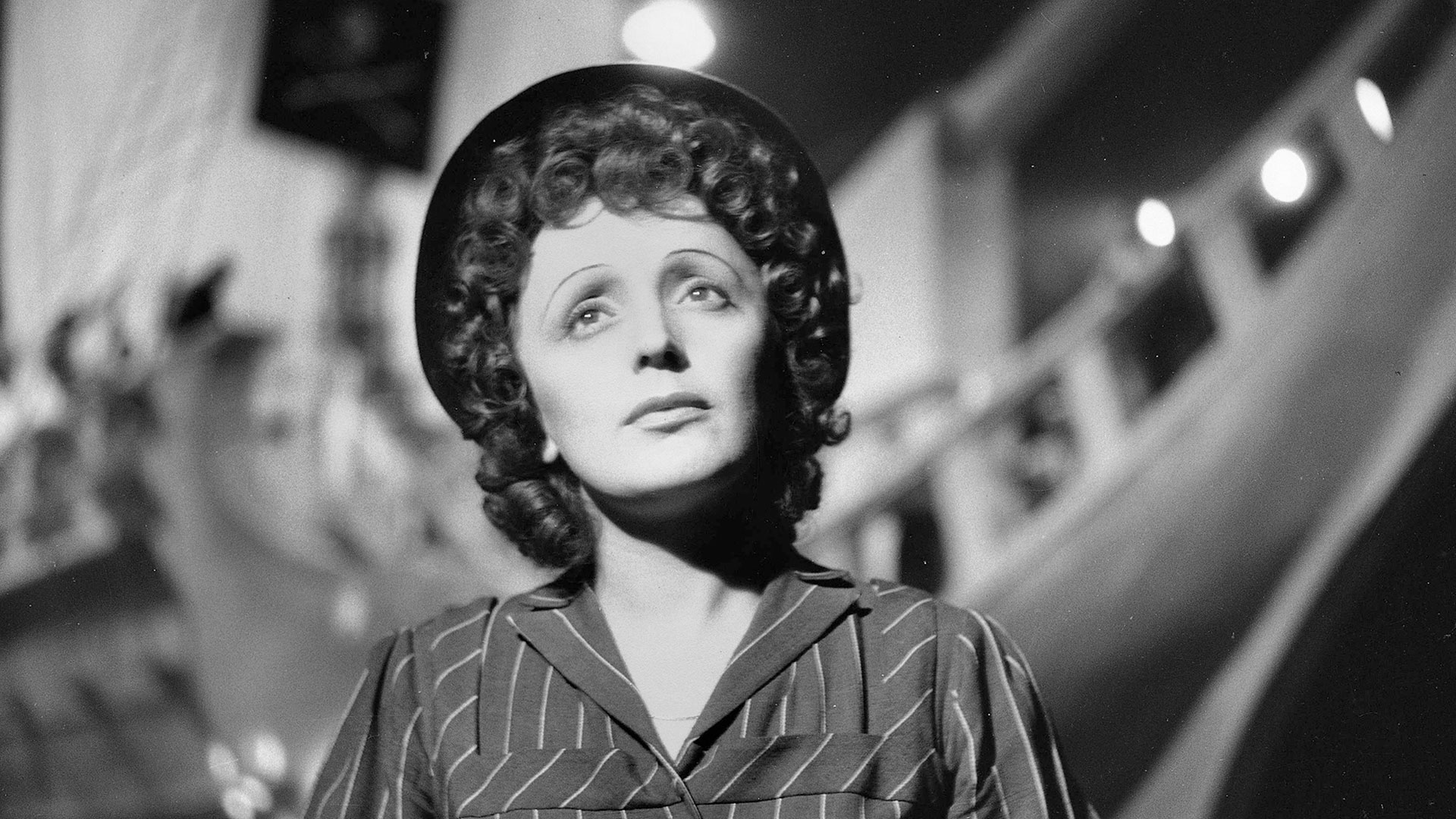 Edith Piaf la exposición hero asset