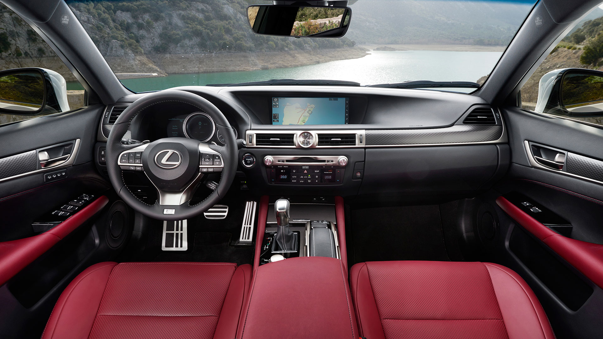 Lexus lanza versión GS 250 hero asset