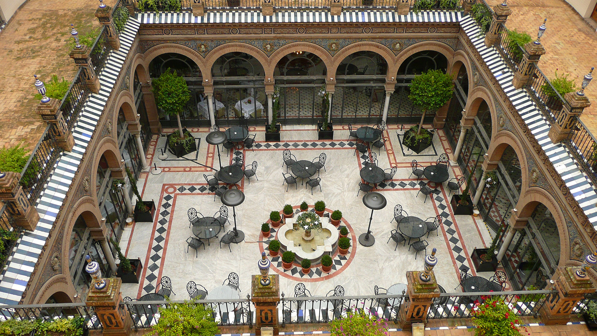 Hotel Alfonso XIII de Sevilla de cinco estrellas reabre gracias a Starwood Hotels Resorts