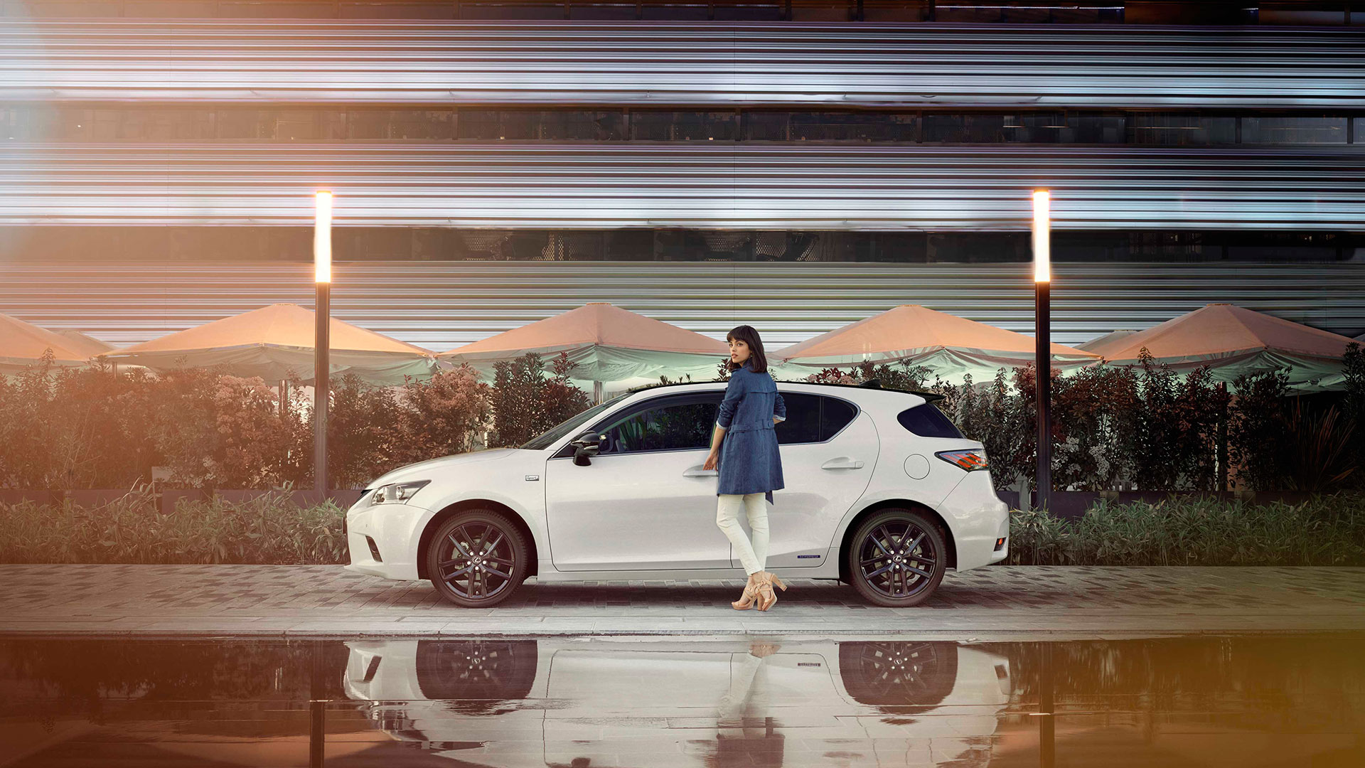 Lexus CT 200h un vehículo de cinco estrellas hero asset
