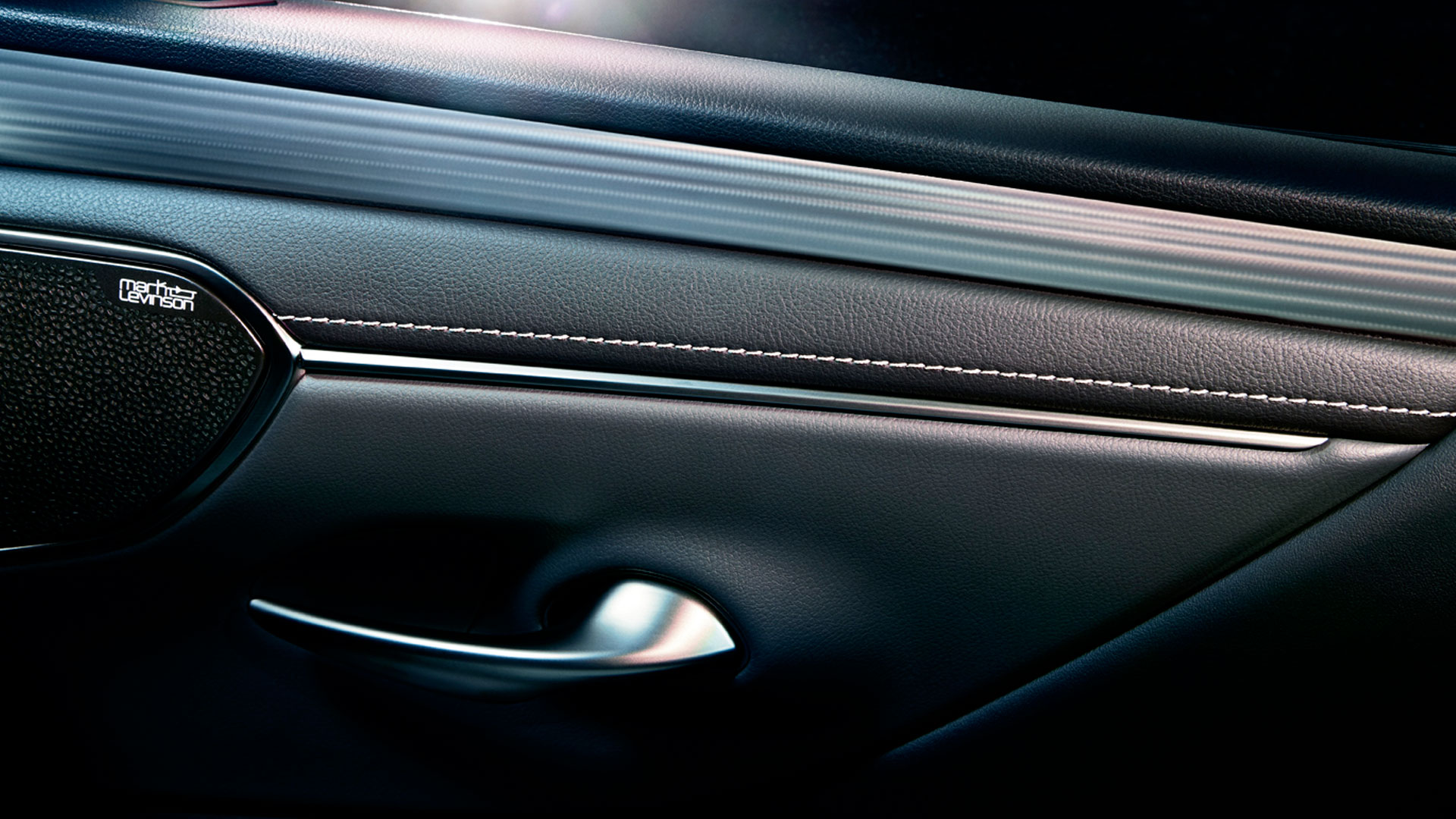 Imagen del interior del nuevo Lexus ES 300h