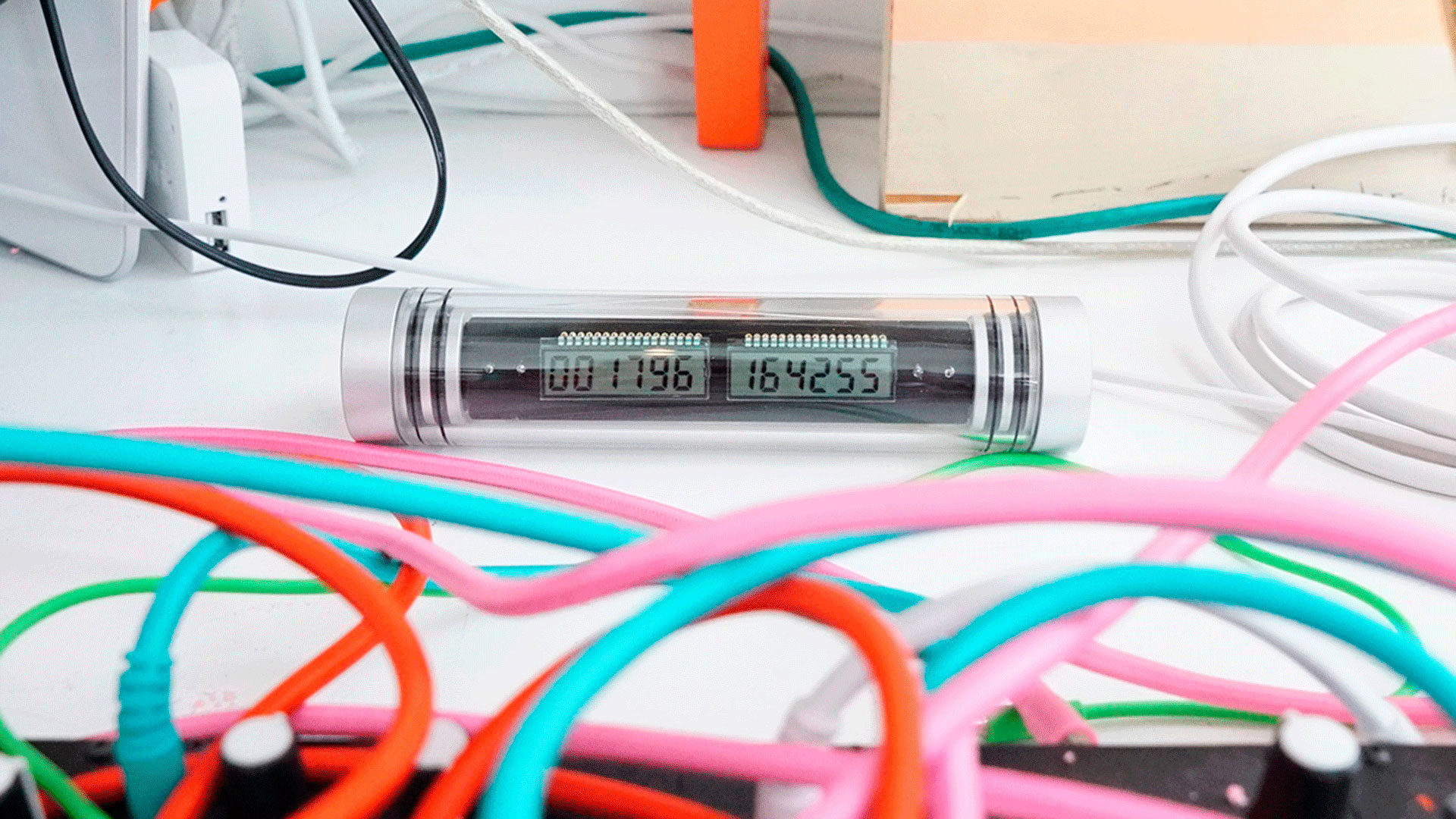 Time Since Launch entre cables