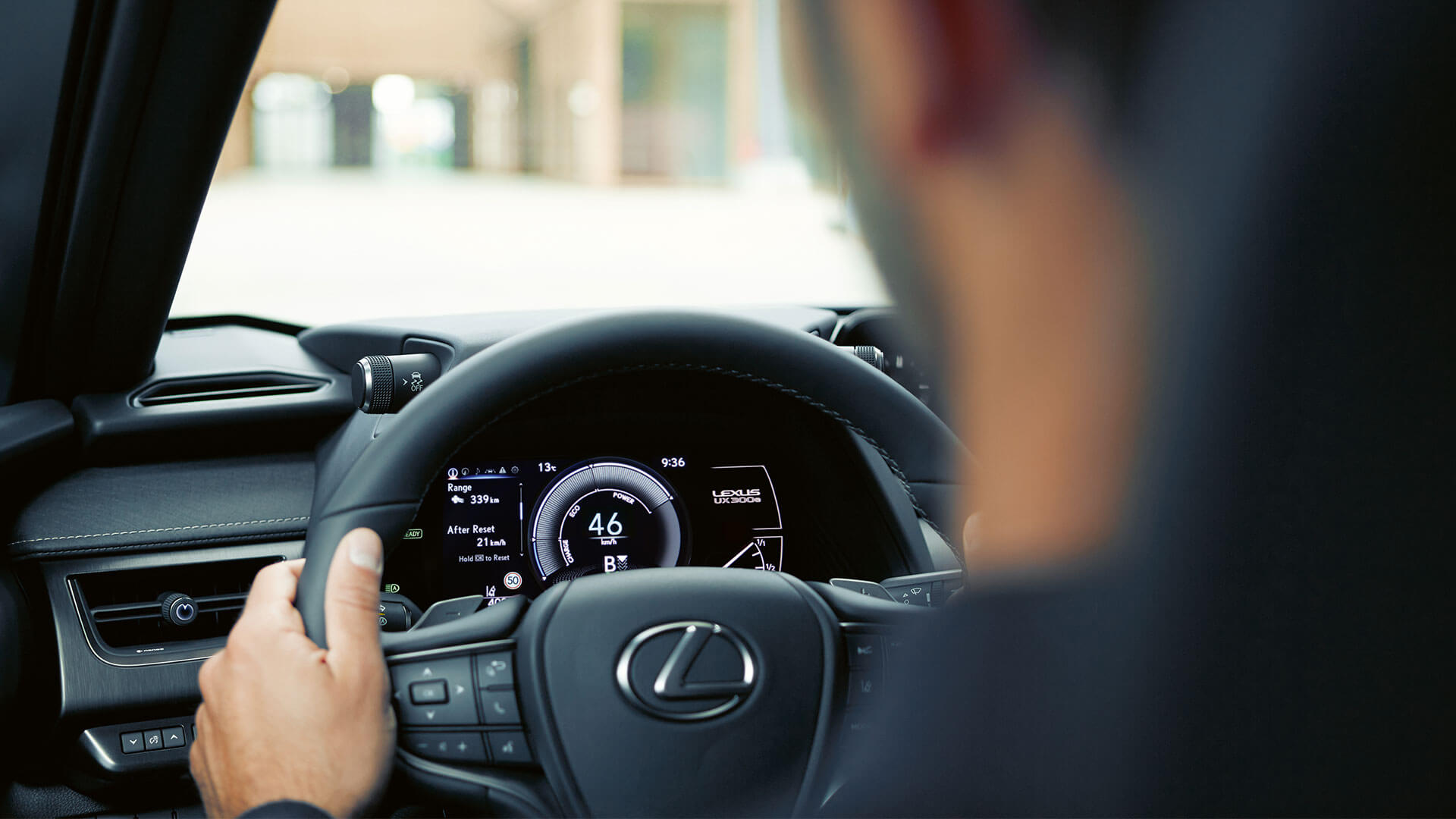 2020 lexus ux 300e gallery 15