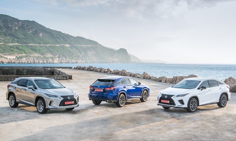 Lexus RX 02