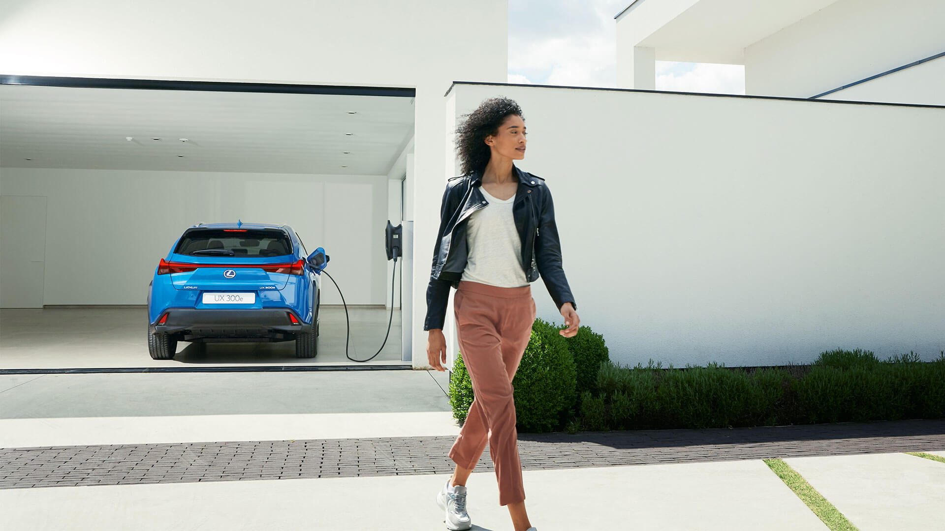 2020 ux ev gallery 16