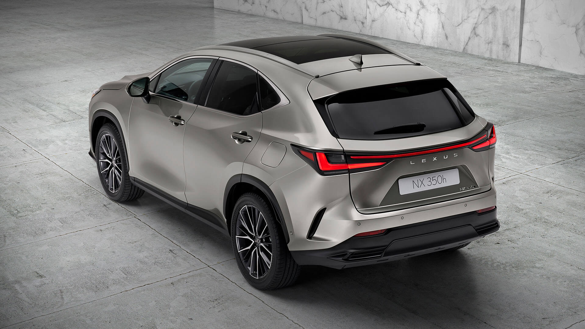 2021 nx overview gallery exterior 05