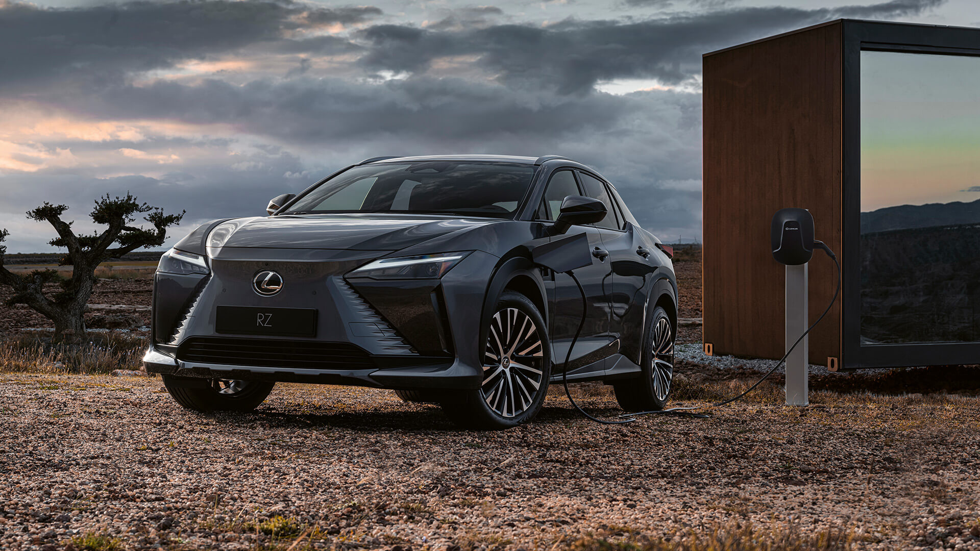 2022 lexus rz 450e gallery 04