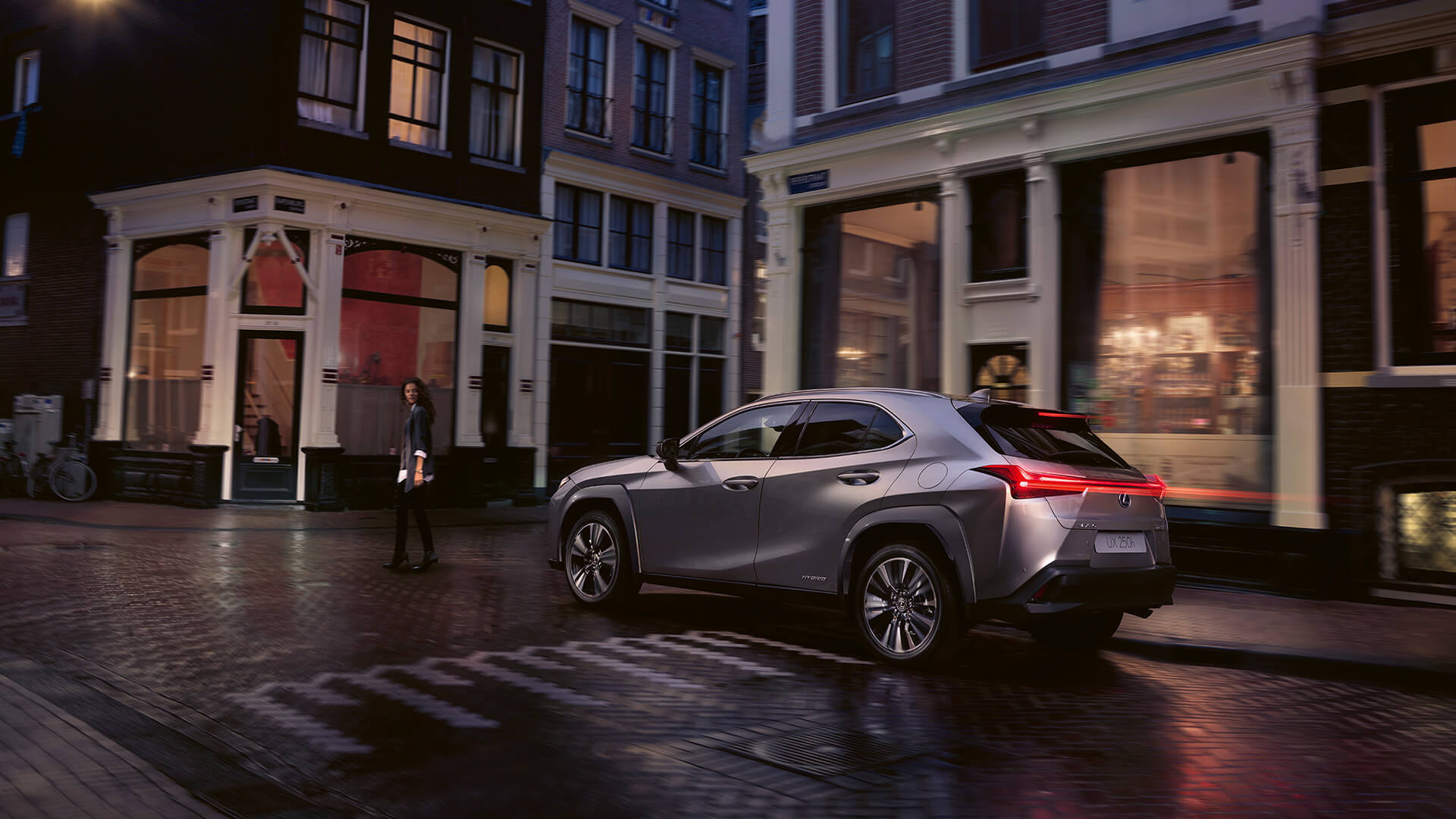 2022 lexus ux gallery lifestyle 08