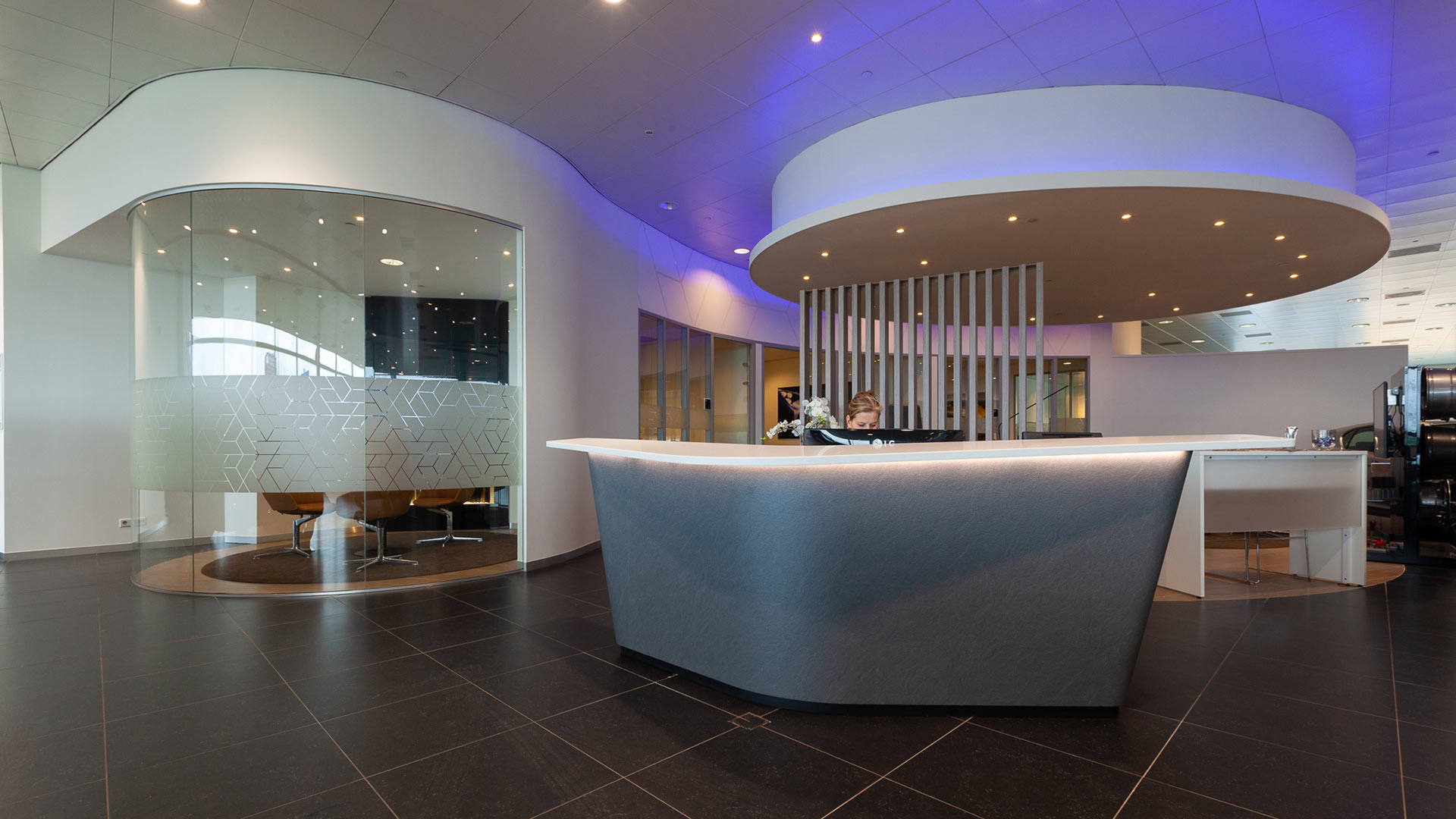 Showroom van Lexus Amsterdam