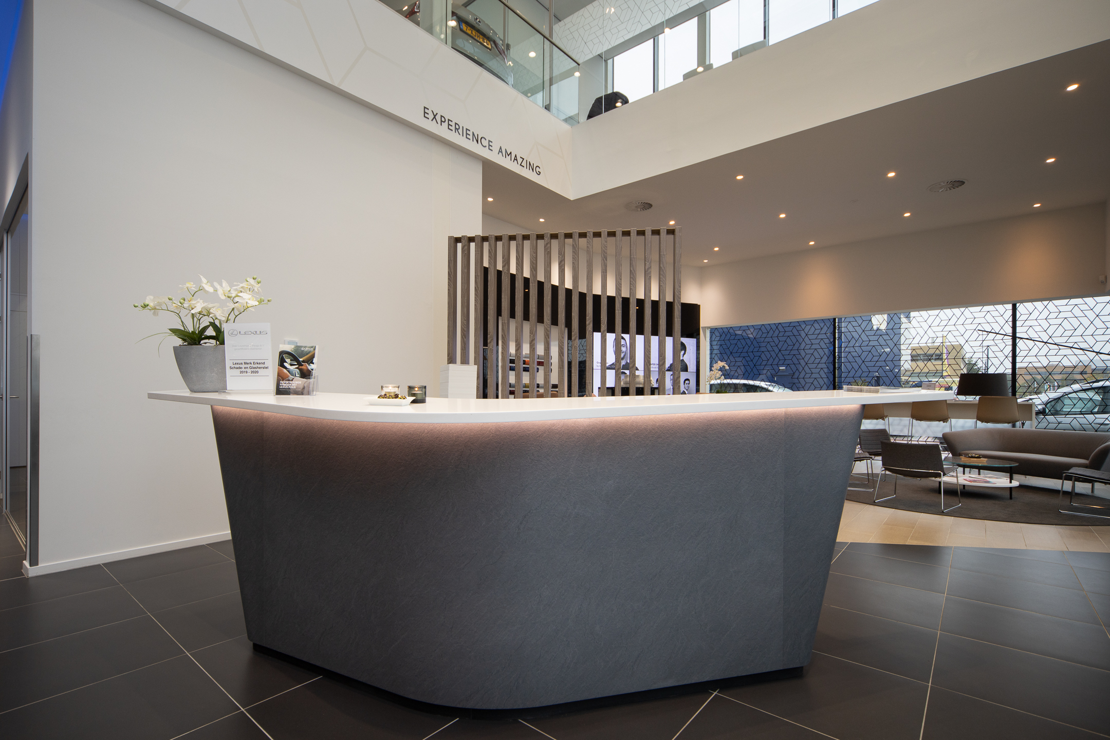 Showroom van Lexus Arnhem