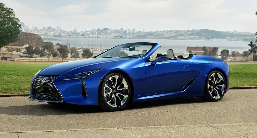 Lexus LC500 descapotavel em estreia mundial