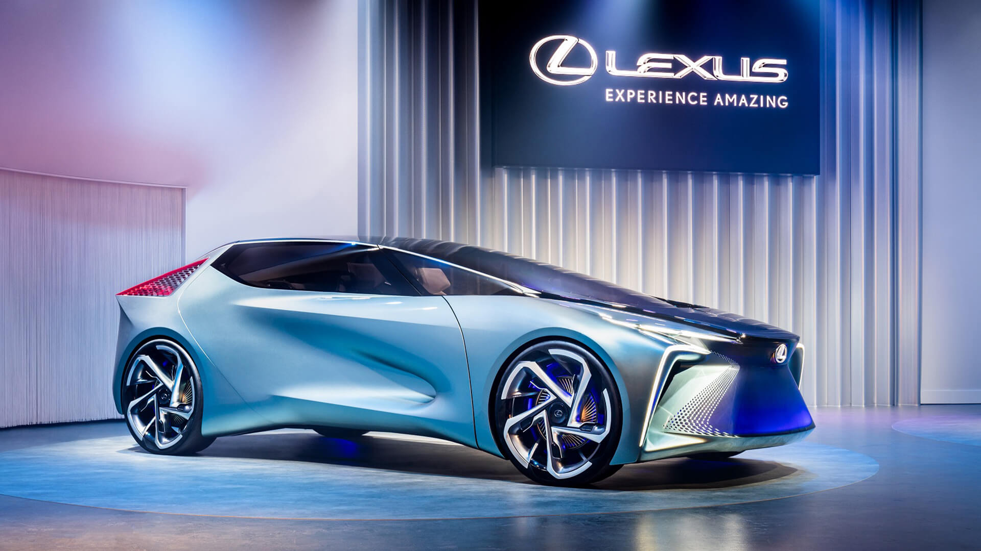 lexus bugunun ve gelecegin elektrikli vizyonunu kenshiki forumda sergiledi