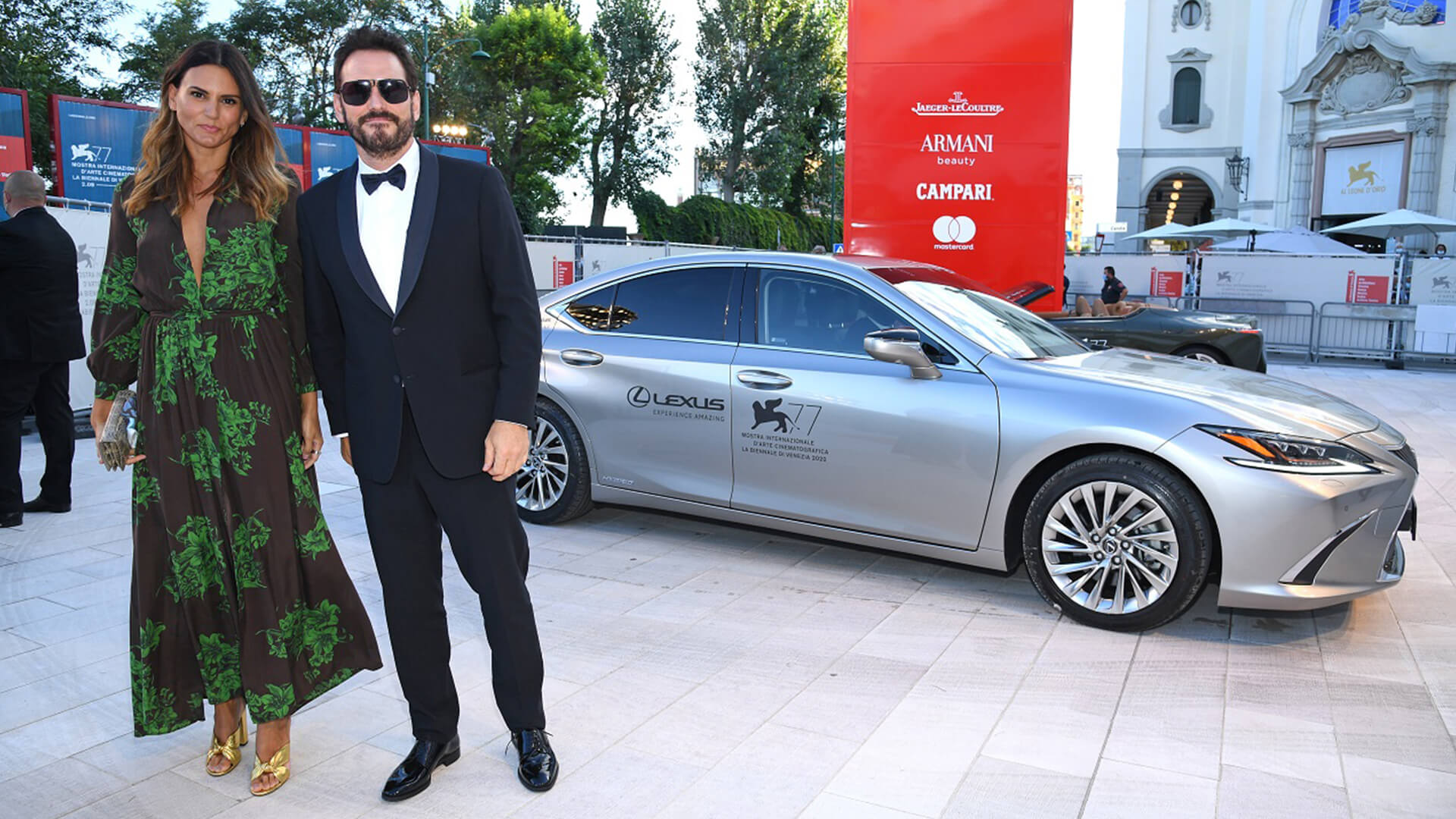 Lexus Venedik’te Kırmızı Halının Yıldızı Oldu