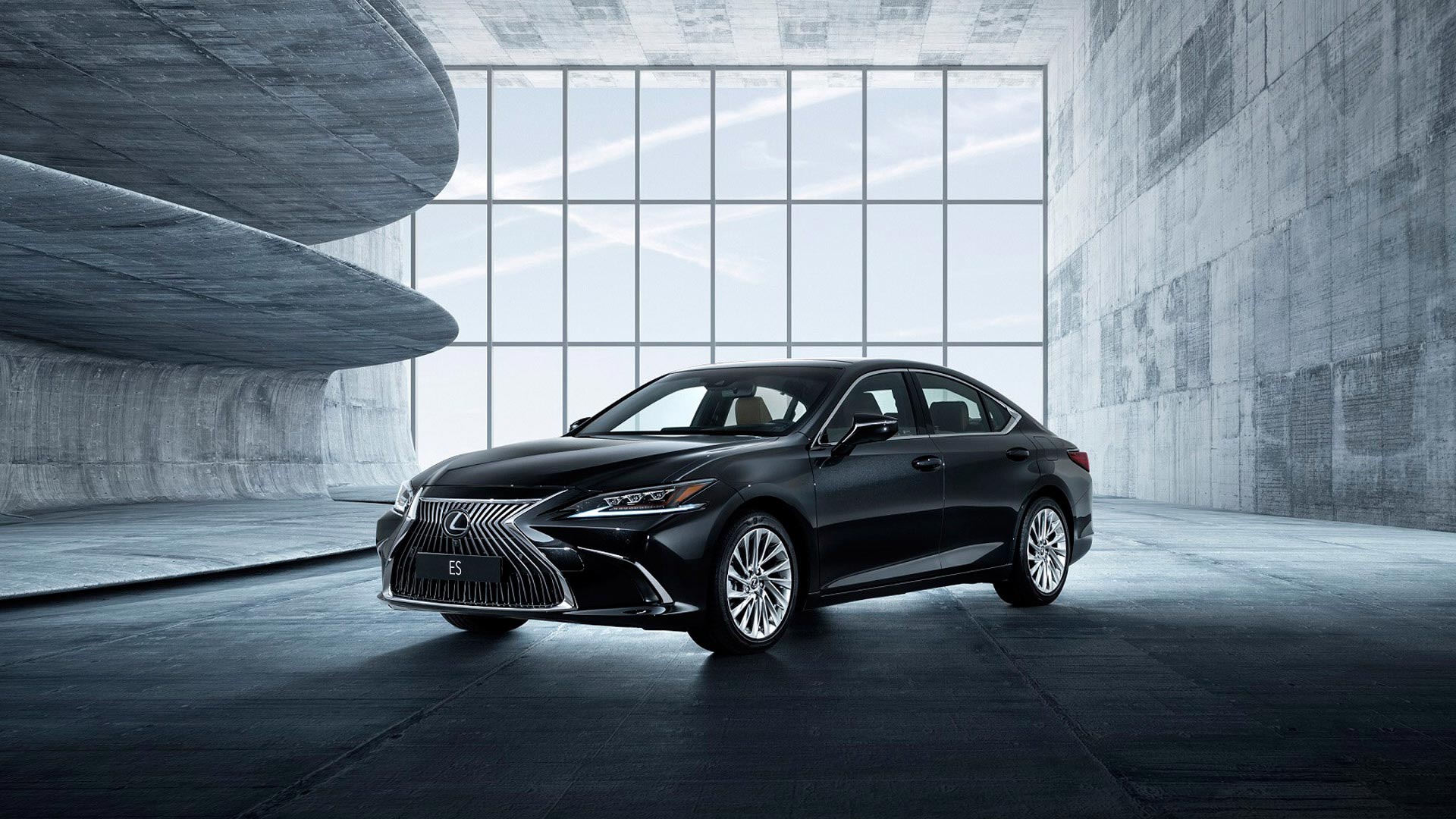 Lexus ES gallery02 1920x1080 v2