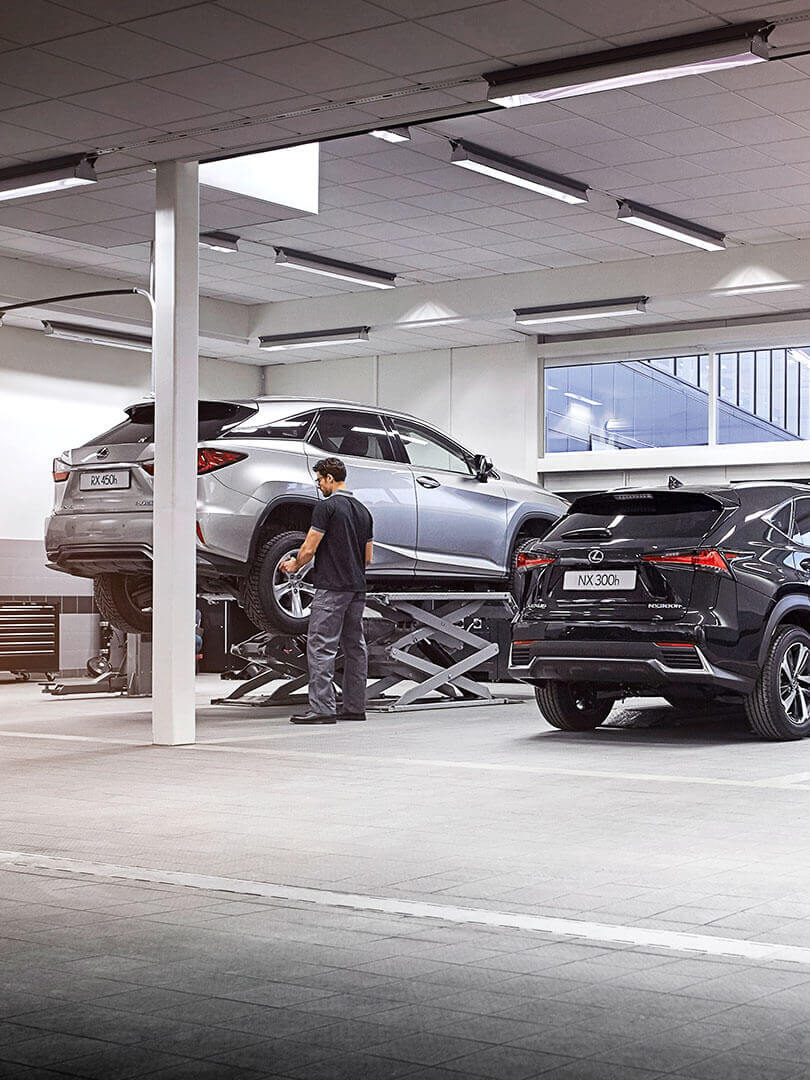 2019 lexus hybrid benefits lower costs
